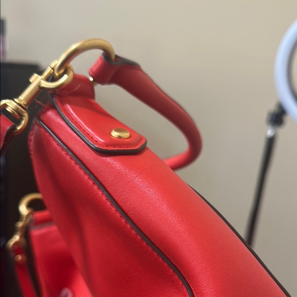 Tory Burch Red Crossbody Bag with Gold Emblem - Picture 6 of 6